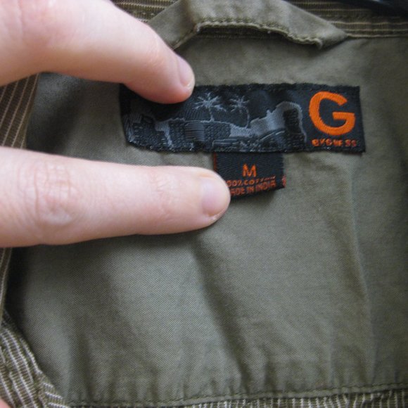 EUC green white striped Guess button-up shirt M - Picture 4 of 4